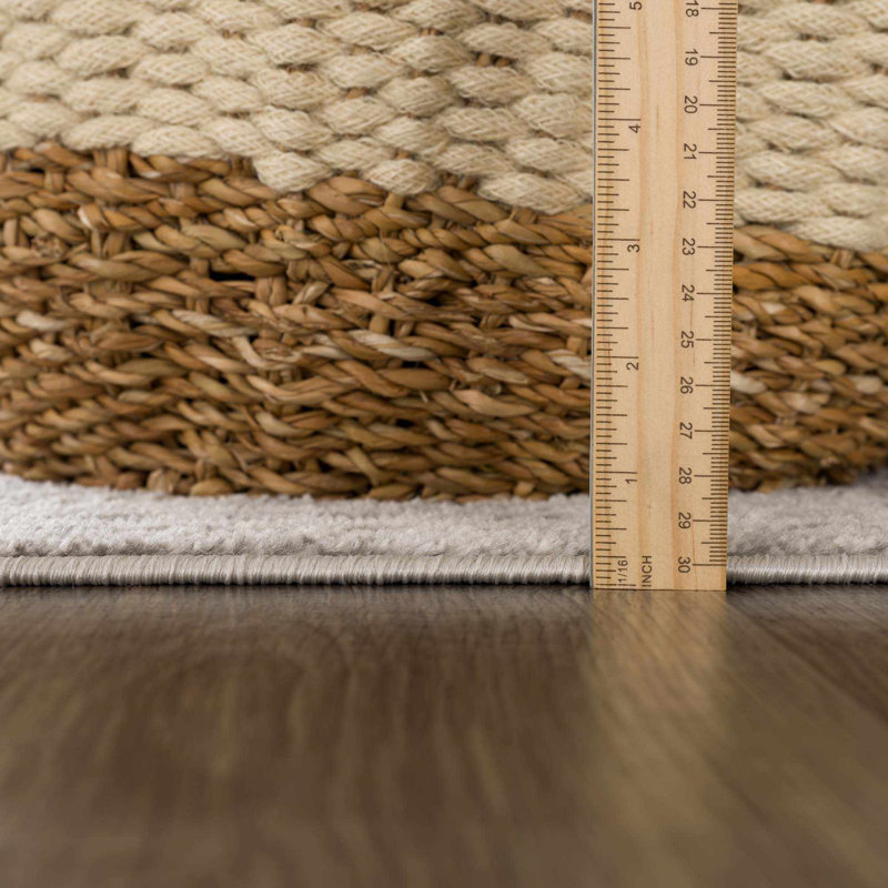 Brenda Moroccan Taupe Area Rug, Rectangle 2' x 3'