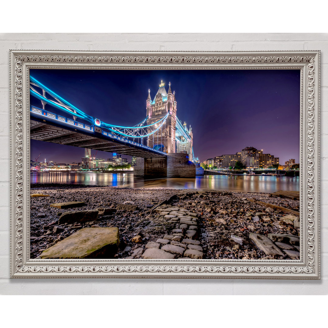 Tower Bridge Waters - Einzelner Bilderrahmen Kunstdrucke