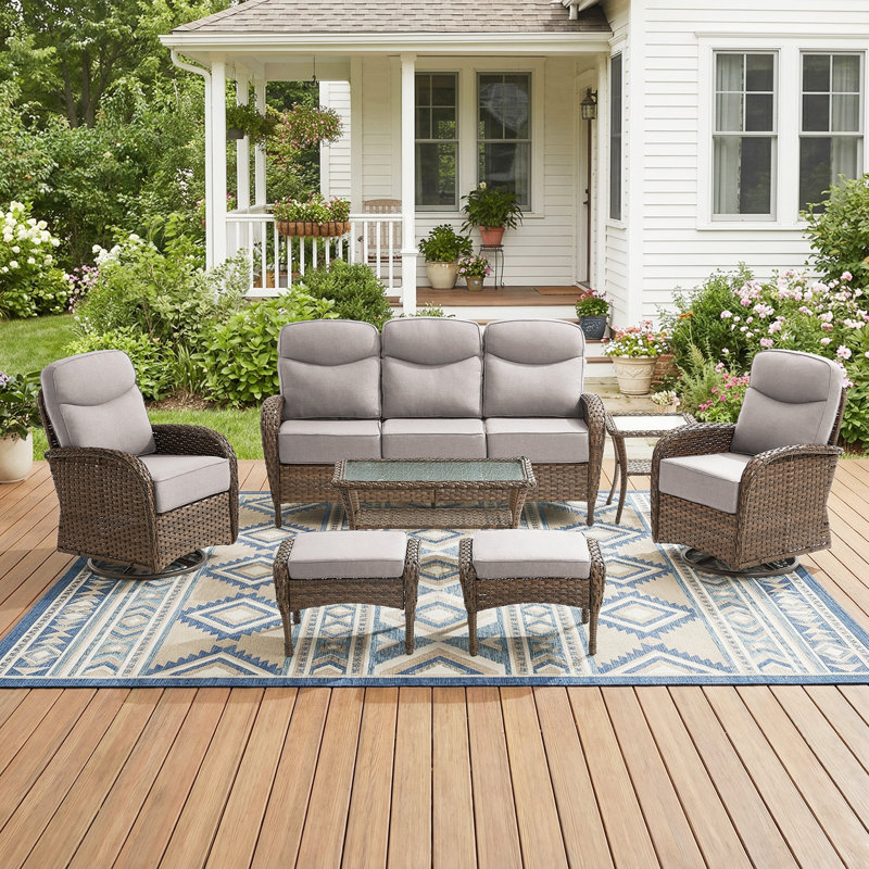 Ensemble de conversation de patio pour l'extérieur en osier toutes saisons pour 5 personnes avec coussins pivotants de 6 po himonia, coussins épais inclus