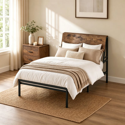 Structure de lit plateforme en métal avec tête de lit en bois avec base de rangement robuste et silencieuse sans sommier