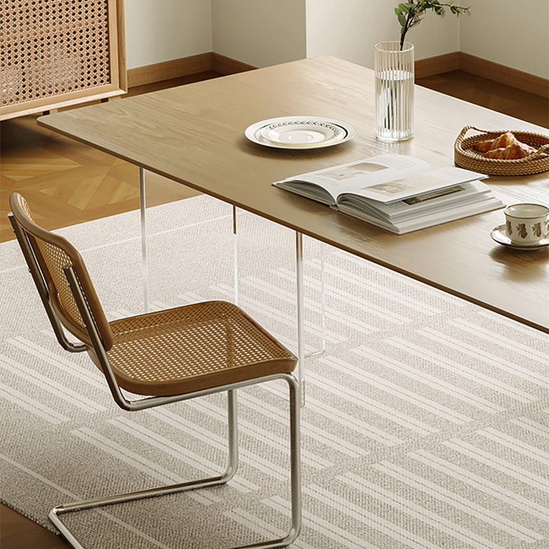 La table de salle à manger Stellamae, H 29,5 po x L 63 po x l 31,5 po