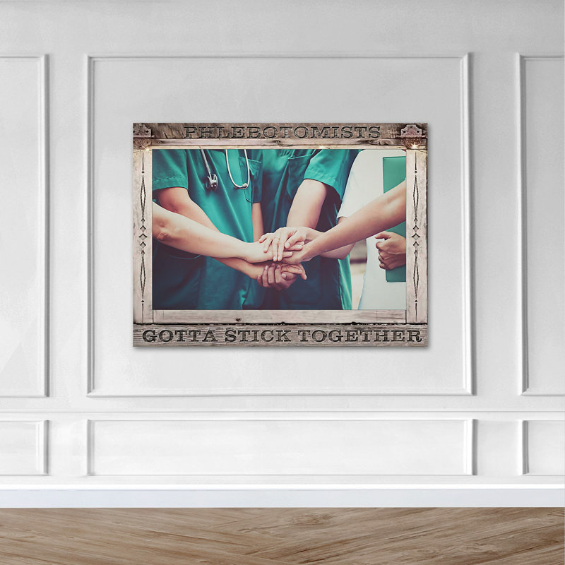 Doctors 'Hands in a Huddle - Photographie sur toile tendue, H 16 po x l 20 po x P 2 po