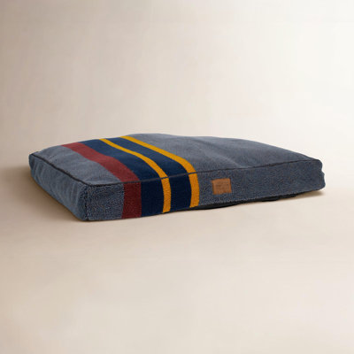 Pendleton Vintage Camp Pet Napper Dog Bed