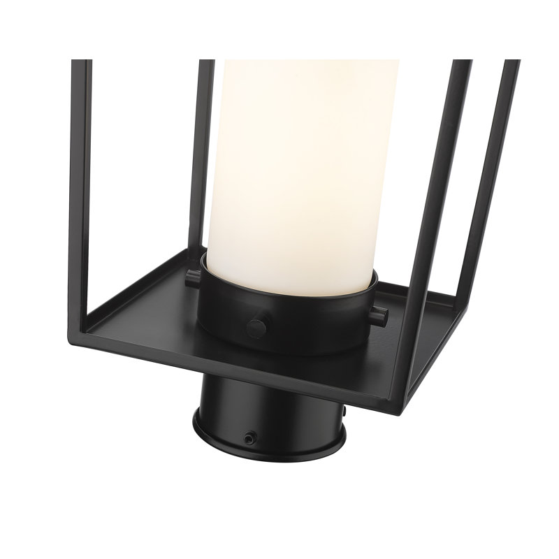 Tête de lanterne câblée noire à 1 lumière Jadine, H 17,5 po x l 8 po x P 8 po