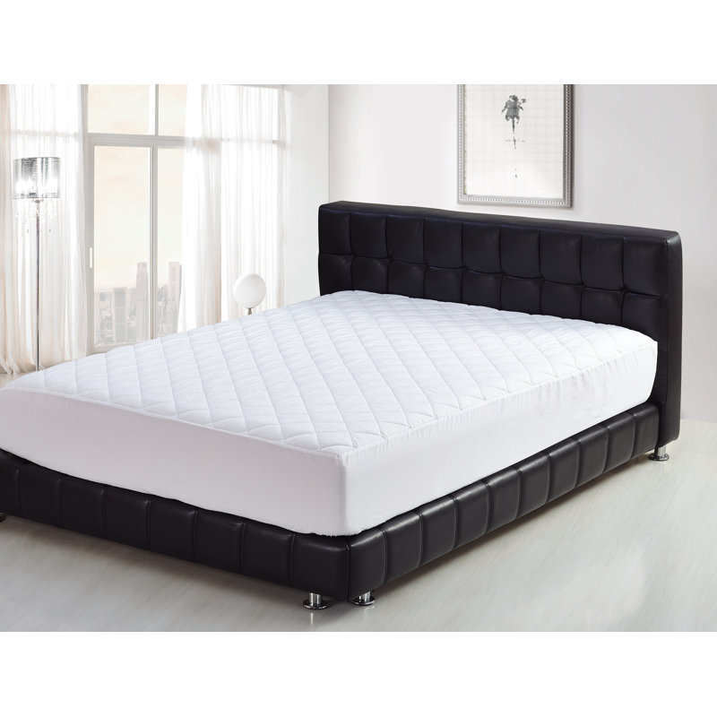 Protège-matelas matelassé hypoallergénique avec poche profonde Hamida, Très grand
