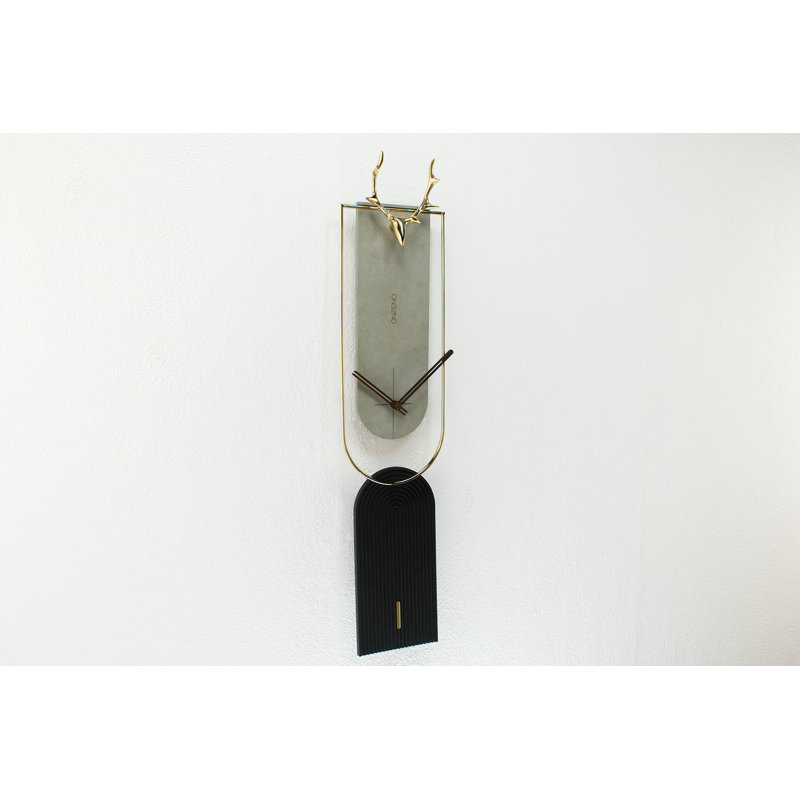 THE UPSIDE DOWN 18cm Silent Wall Clock