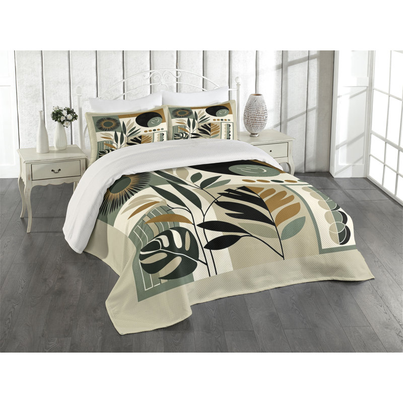 Polyester Floral Coverlet, Queen Coverlet + 2 Standard Shams