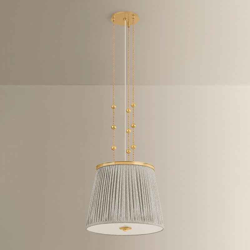 Valeria Pendant, 1, 18