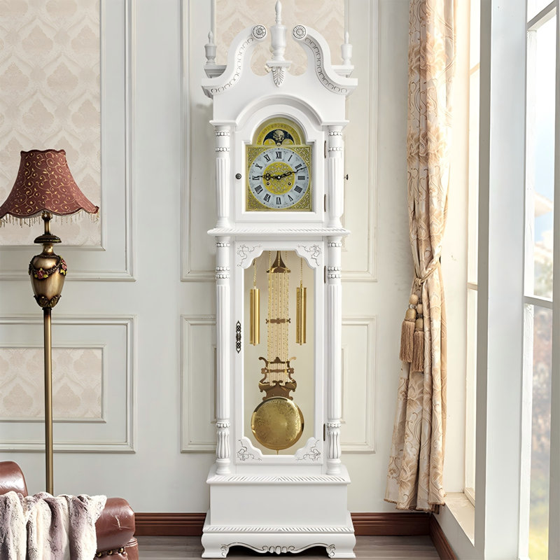 Horloge rétro vintage élégante en bois franc de soie dorée