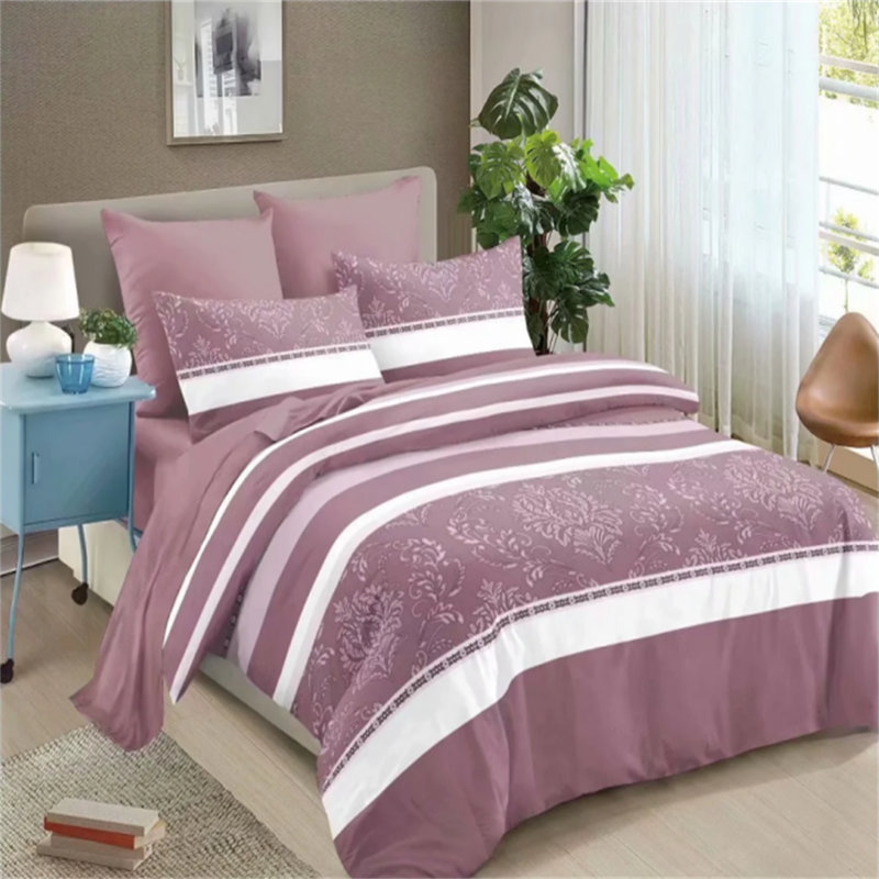 No Coverlet, Queen, Red