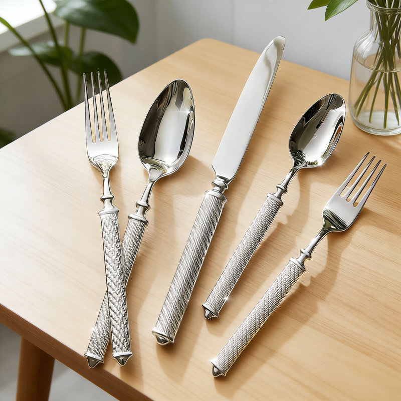 Ensemble de couverts rétro à motif de corde, ensemble de couverts en acier inoxydable 5 pièces avec poignées texturées à la main, lavable au lave-vaisselle, durable et à l'épreuve de la rouille