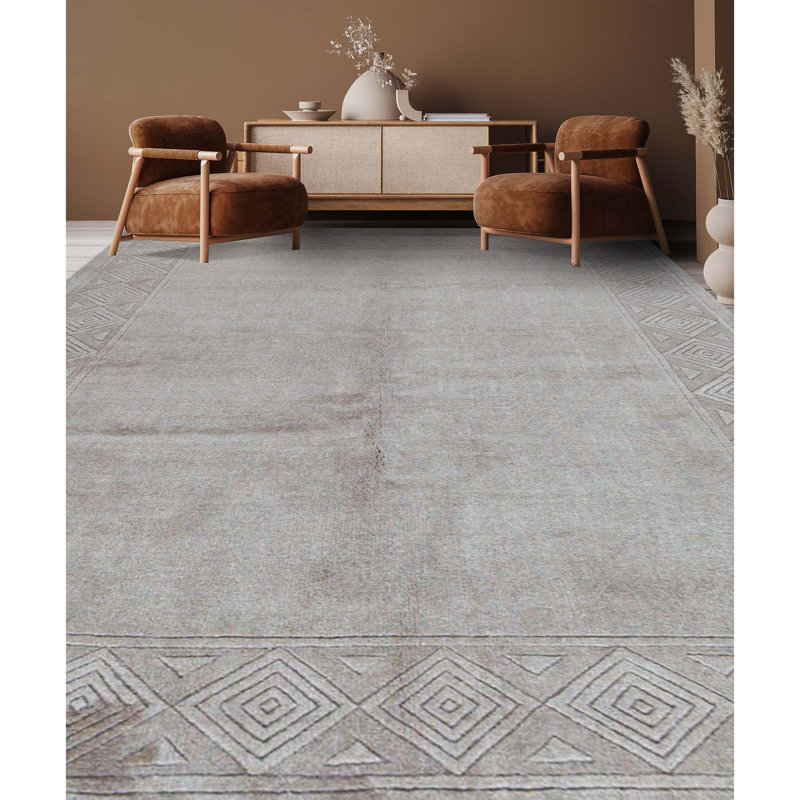 Hand-Knotted High-Quality Brown Area Rug
