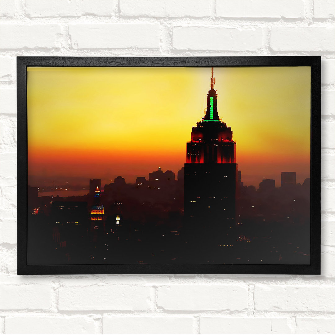 New York City Empire State Building Orange Glow - Closed Corner Frame Kunstdrucke auf Holz