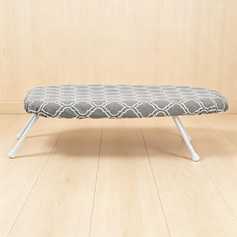 Planche à repasser pliable compacte avec pieds pliants, portative résistante à la chaleur (chevron)