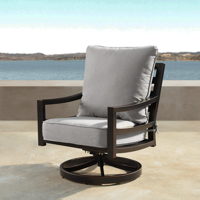 Mhyrren Outdoor Swivel Lounge Chair