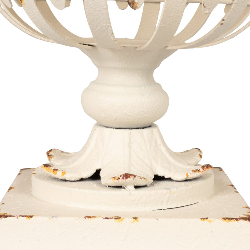 Vase en métal