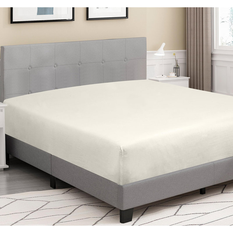 Royale Linens 300 Thread Count 100% Long Staple Combed Cotton Flat Sheet - Super Soft - Top Sheets - Flat Sheet Sold Separately - Breathable, Cool & Crisp Percale Sheets Only 
