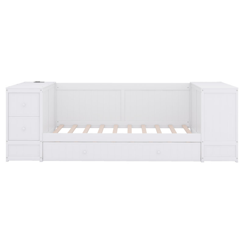 Preethika Daybed, White