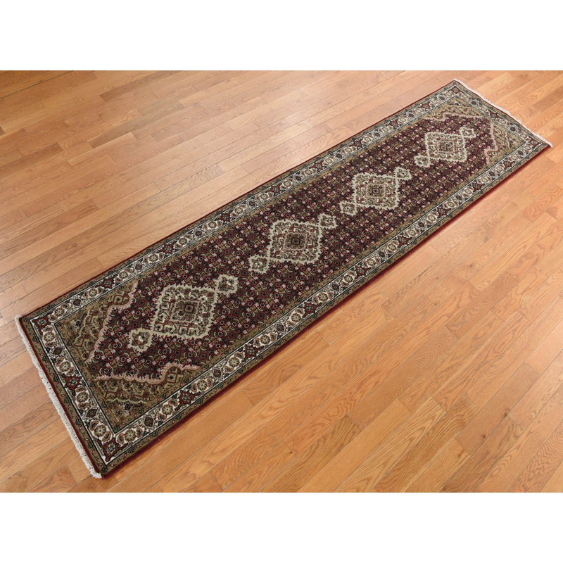 Tapis de couloir 100% laine noué à la main 2 pi 7 po x 12 pi rouge Tebraz Mahi D8FFE89351334232BAE9C43D22B3E9A3