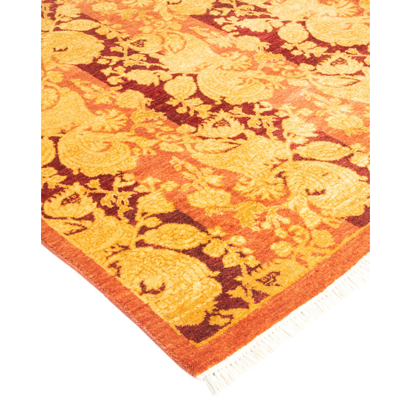 Classic One-of-a-Kind 4' 7" X 7' 0" Hand Knotted Area Rug