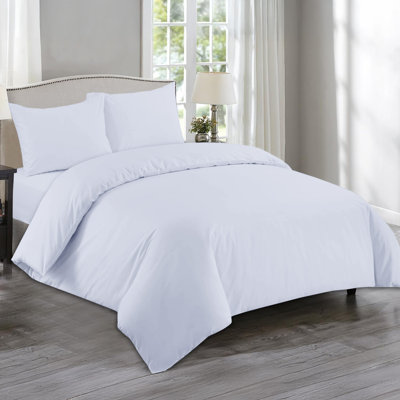 Microfiber No Pattern Duvet Cover Set with Pillowcases Included