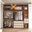 Garde-robe simple, moderne et tendance-928808448