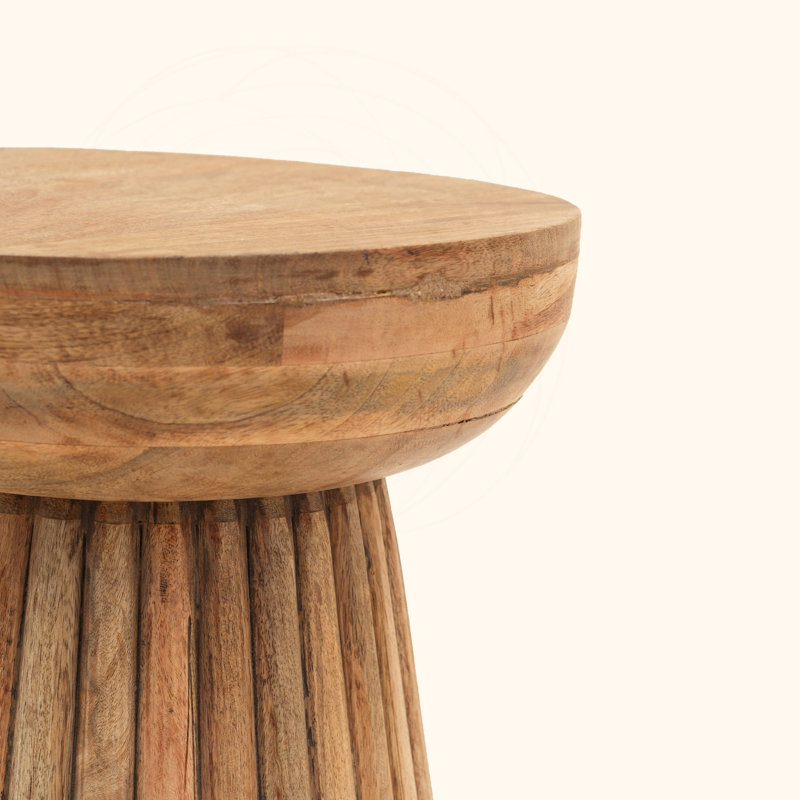 Tabouret de table en bois de manguier sculpté à la main à finition naturelle
