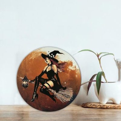 Sorcière d'Halloween de style rétro en métal sur plaque en métal avec plaque ronde décorative rustique pour maison de sorcière effrayante et accessoires de maison hantée 8 po x 8 po