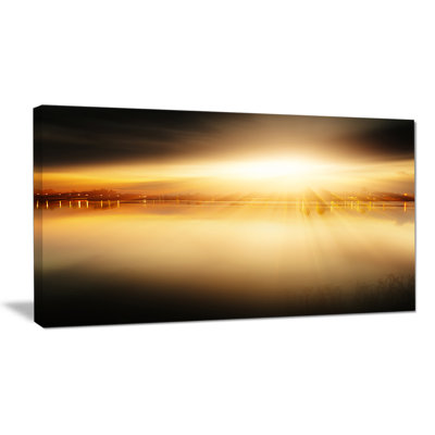 Coucher de soleil avec vue sur le lac - reproduction de photo sur toile tendue