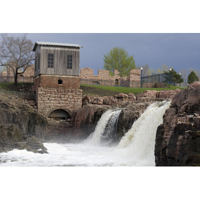 Waterfalls Sioux Falls by Lynngrae