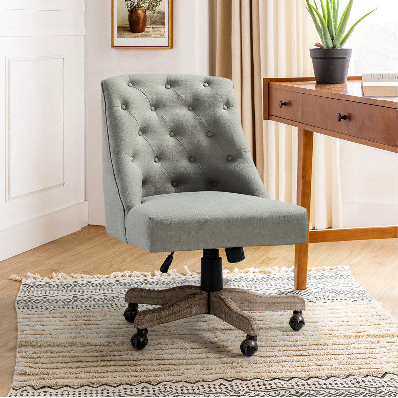 Chaise de traZurich capitonnée à boutons H 38,5 po Zurich avec base en bois manufacturé et massif, Étain