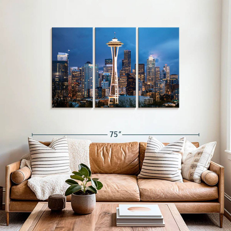 Nicci Space Needle Seattle, 36" H x 57" W