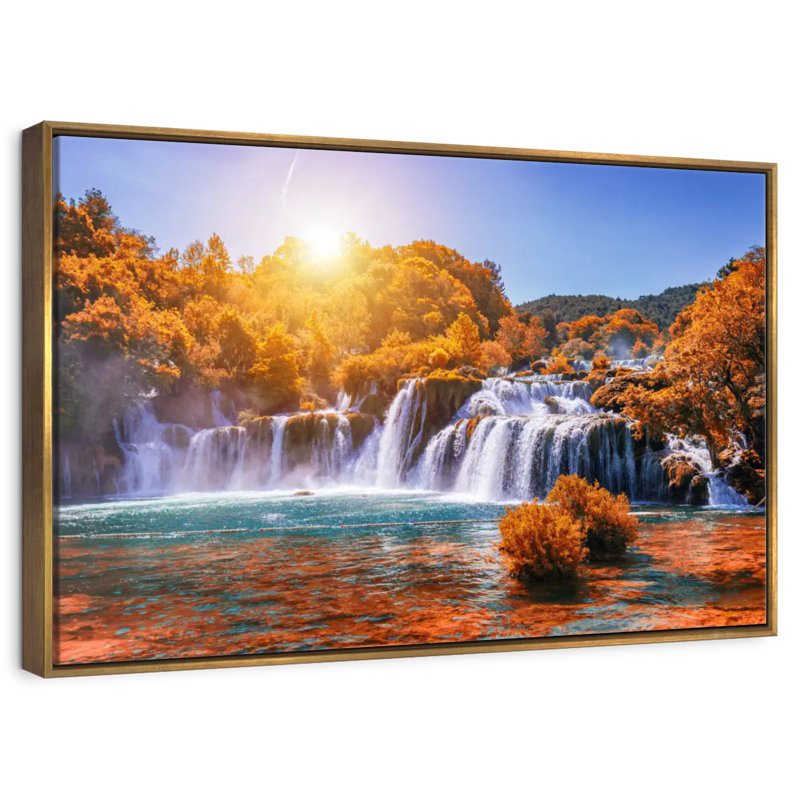 Chute d'eau du parc national de Krka, Cadre flottant doré, 13 po x 9 po