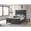 Ensemble de chambre à coucher en bois Semaj avec lit à panneaux Shiplap, commode, miroir et table de chevet-752670158-762806636