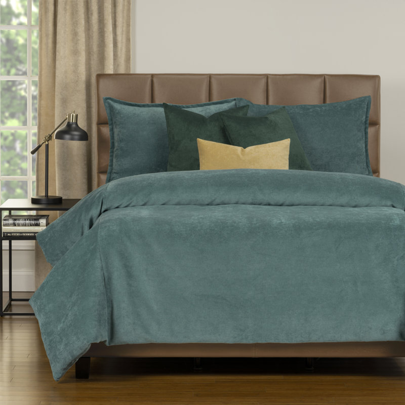 Polyester Channel Duvet Cover & Insert, Cal. King Duvet Cover + 6 Additional Pieces, Sea Blue