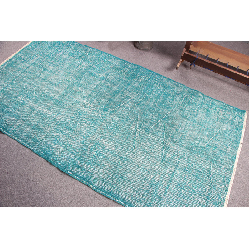 Tapis turc vert fait à la main avec un design rétro dans un style magnifiquement traditionnel