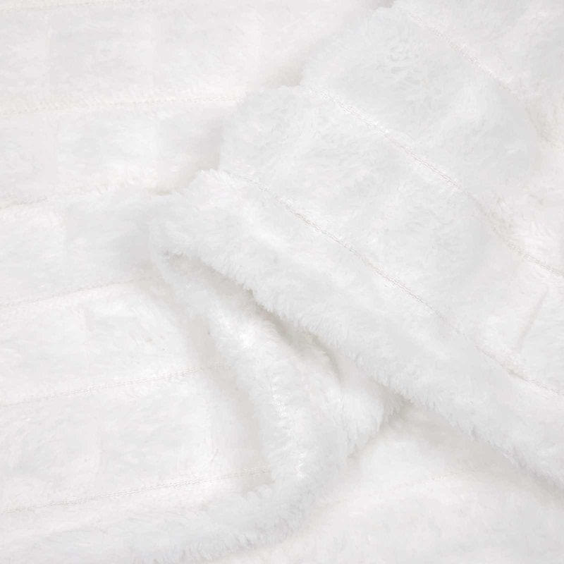 3.3-32 Throw Blanket, 150cm x 130cm, White