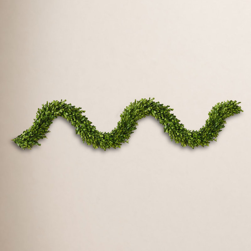72'' in. Preserved Boxwood Garland
