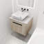 Meuble-lavabo de 24 po avec lavabo en céramique. Style mural en chêne blanc. Porte à fermeture en douceur. Rangement généreux. Poignée en métal. Ardoise moderne 24 po. Chêne. Bassin et abondance de sensation luxueuse