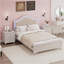 Ensemble de chambre à coucher 3 pièces avec grand lit en bois et tête de lit tapissier cachée à DEL + 2 tables de chevet, gris crème-975767652