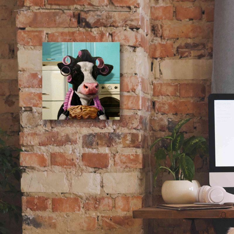 «Cow Pie» par Lucia Heffernan, reproduction sur toile tendue, H 12 po x l 12 po x P 0,75 po
