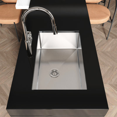 Évier de cuisine gris en acier inoxydable avec une utilisation optimale de l'espace - Conception de drain rapide encastrable 30 po x 19 19 po