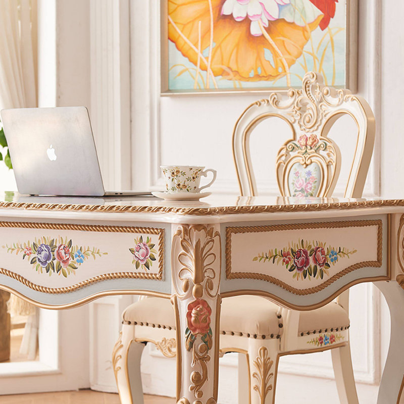 Bureau romantique et rétro de style français peint à la main