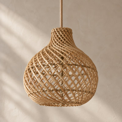 Luminaire suspendu en rotin tissé à la main Daxton