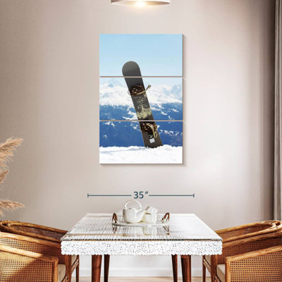 Snowboard Alvord dans la neige
