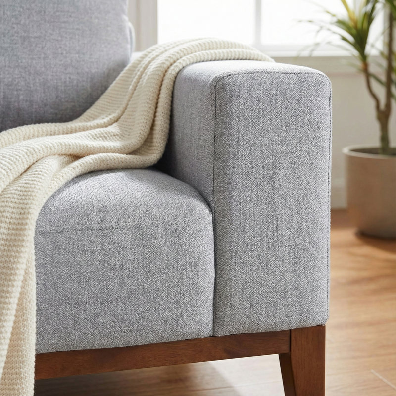 Canapé Roma en tissu gris doux avec pieds en bois, 80 po, H 33,5 po x l 80 po x P 36 po