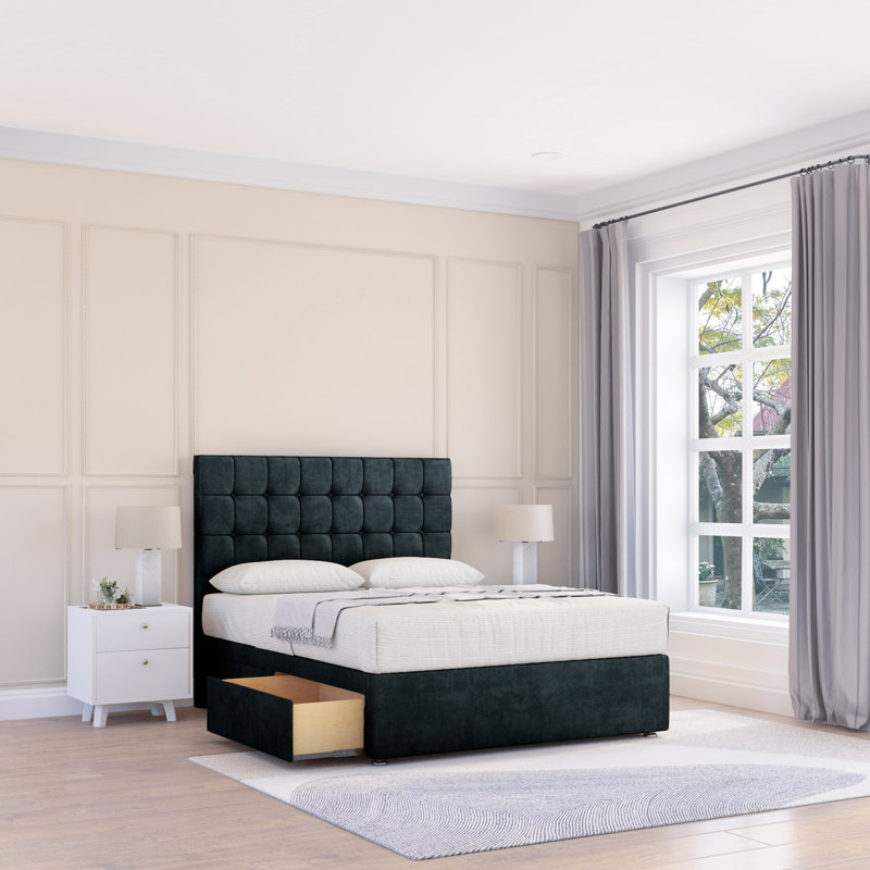 Bed, Black, Small Double (4')