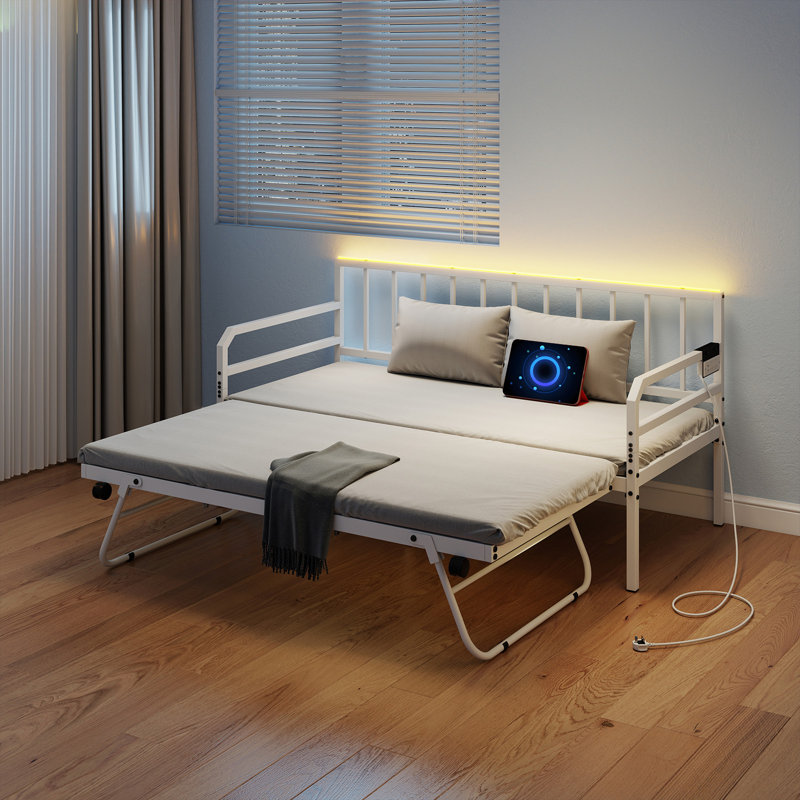 Metal Daybed with Trundle, White