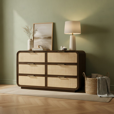 Commode en bois de canne massif et naturel Windsor