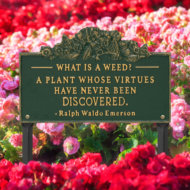 What is a Weed Garden Lawn Plaque, Green/Gold, 16